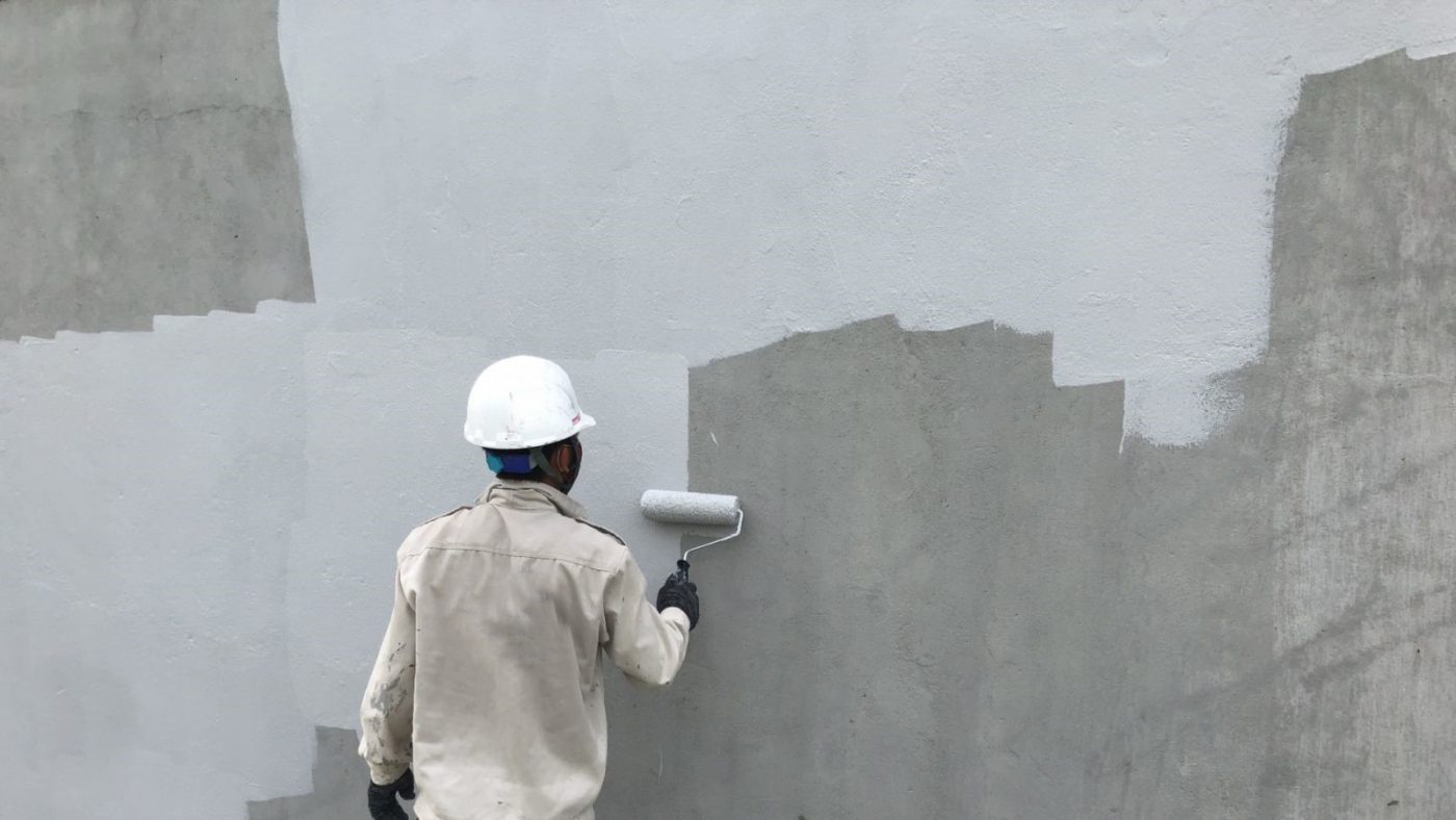 cách chống thấm tường ngoài trời